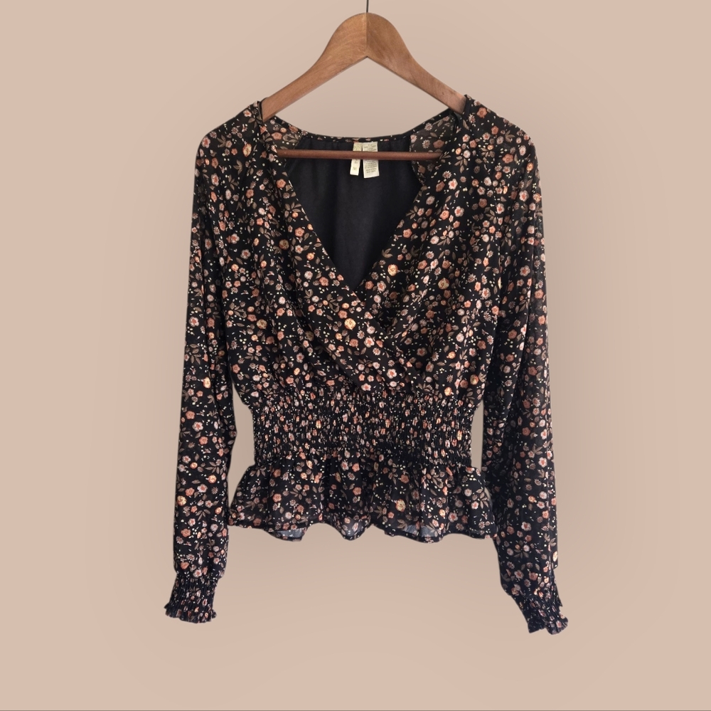 Japna Black Floral Smocked Blouse Size Medium Festival Fairycore Fairy Hippie